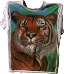 photo of Tshirt with Tiger Airbrushed on it